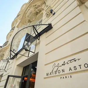 Hotel Maison Astor Paris, Curio Collection By Hilton, Parigi