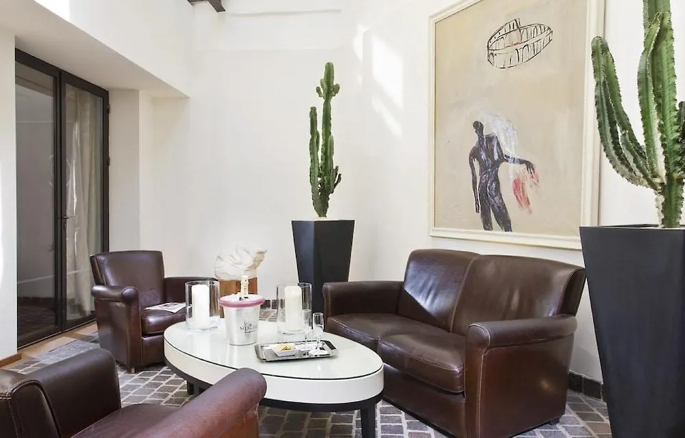Hotel Le Colisee Paris