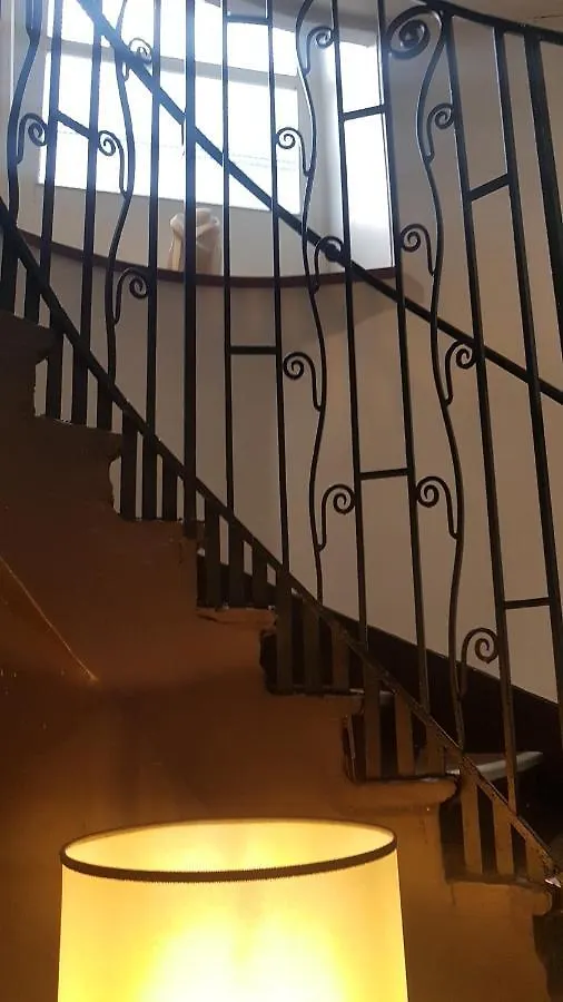 Hotel Le Colisee Paris