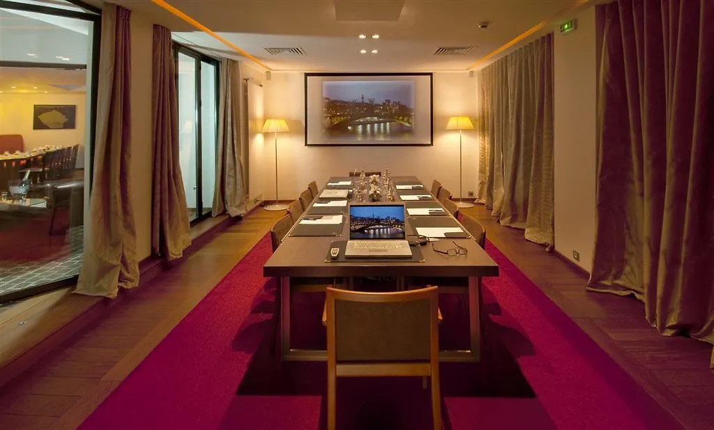 Hotel Le Colisee Paris